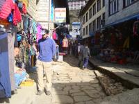 Recorriendo las callecitas de Namche Bazar
