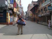 Las vacias calles de Thamel - Katmandu, producto del paro